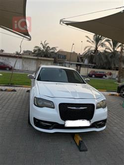كرايسلر 300